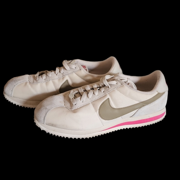 Nike | Shoes | Nike 72 Beige Pink Tan Brown 95 Poshmark